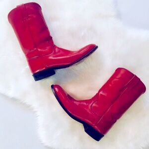 Justin’s cowboy boots